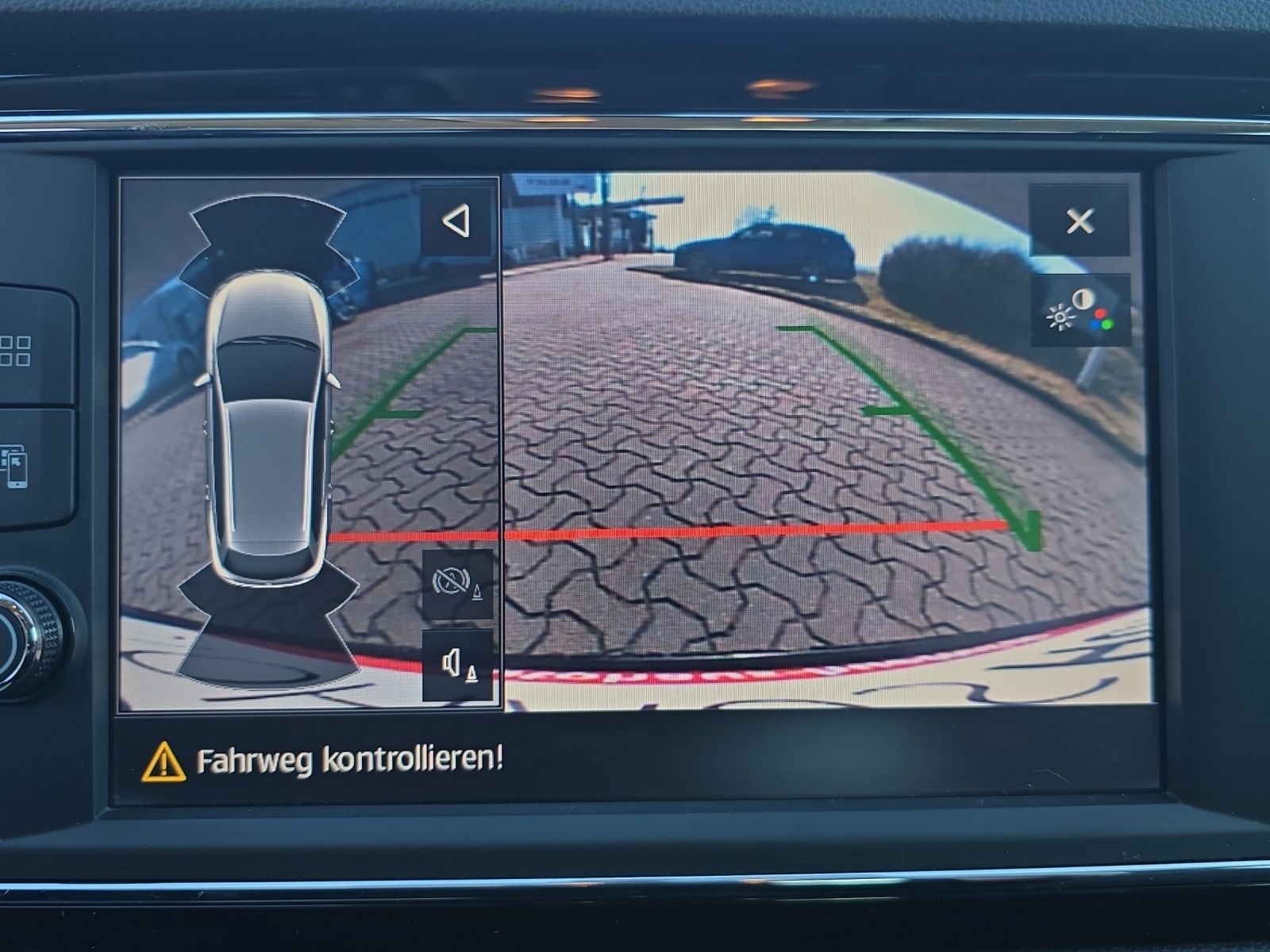 Fahrzeugabbildung SEAT Leon ST FR 1.5 TSI LED RFK SH