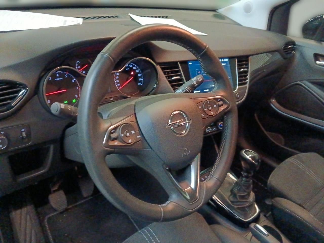 Fahrzeugabbildung Opel Crossland Ultimate 110 PS/NAVI/Allwetter!