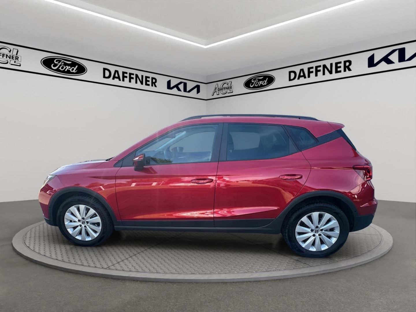 Fahrzeugabbildung SEAT Arona Navi Digitales Cockpit LED Sperrdiff. ACC