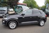 Volkswagen T-Roc Navi-CarPlay-PDC-Sitzh.-Allwetter-2Zo.Klim - VW T-Roc Gebrauchtwagen in Leipzig
