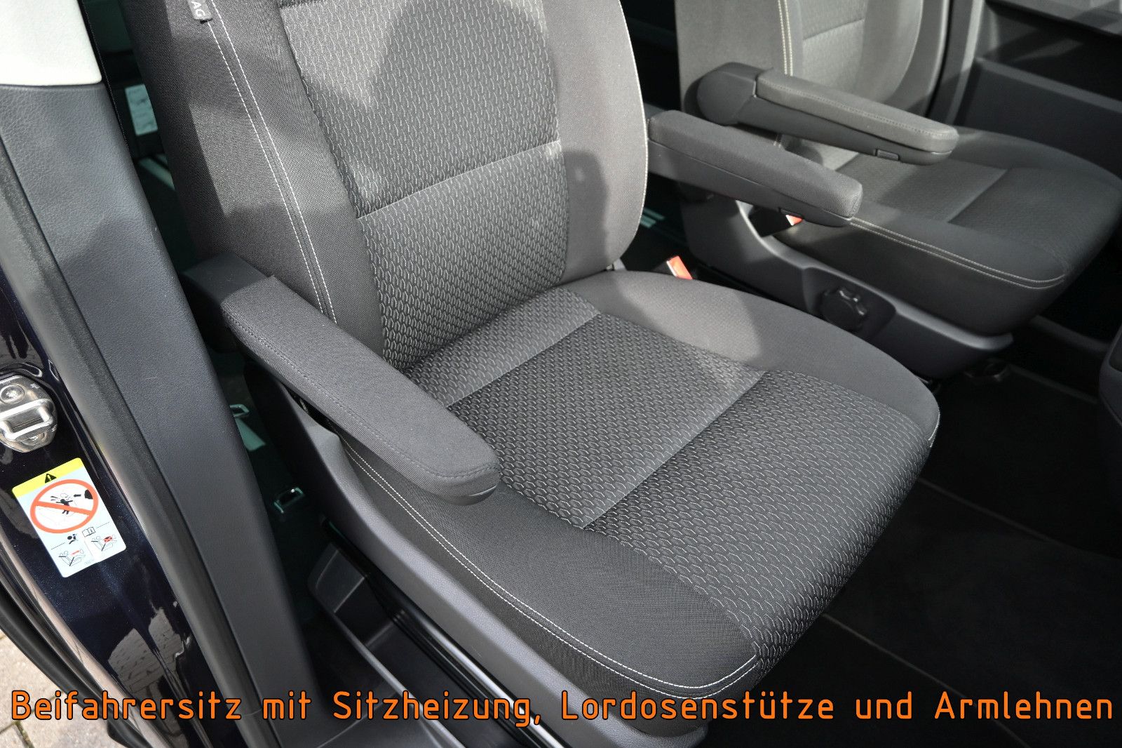 Fahrzeugabbildung Volkswagen T6 California 2.0 TDI °ACC°AHK°STANDHEIZUNG°