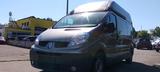 Renault Trafic.2,5 Diesel Hoch Dach 150 PS - Renault Trafic: Grün