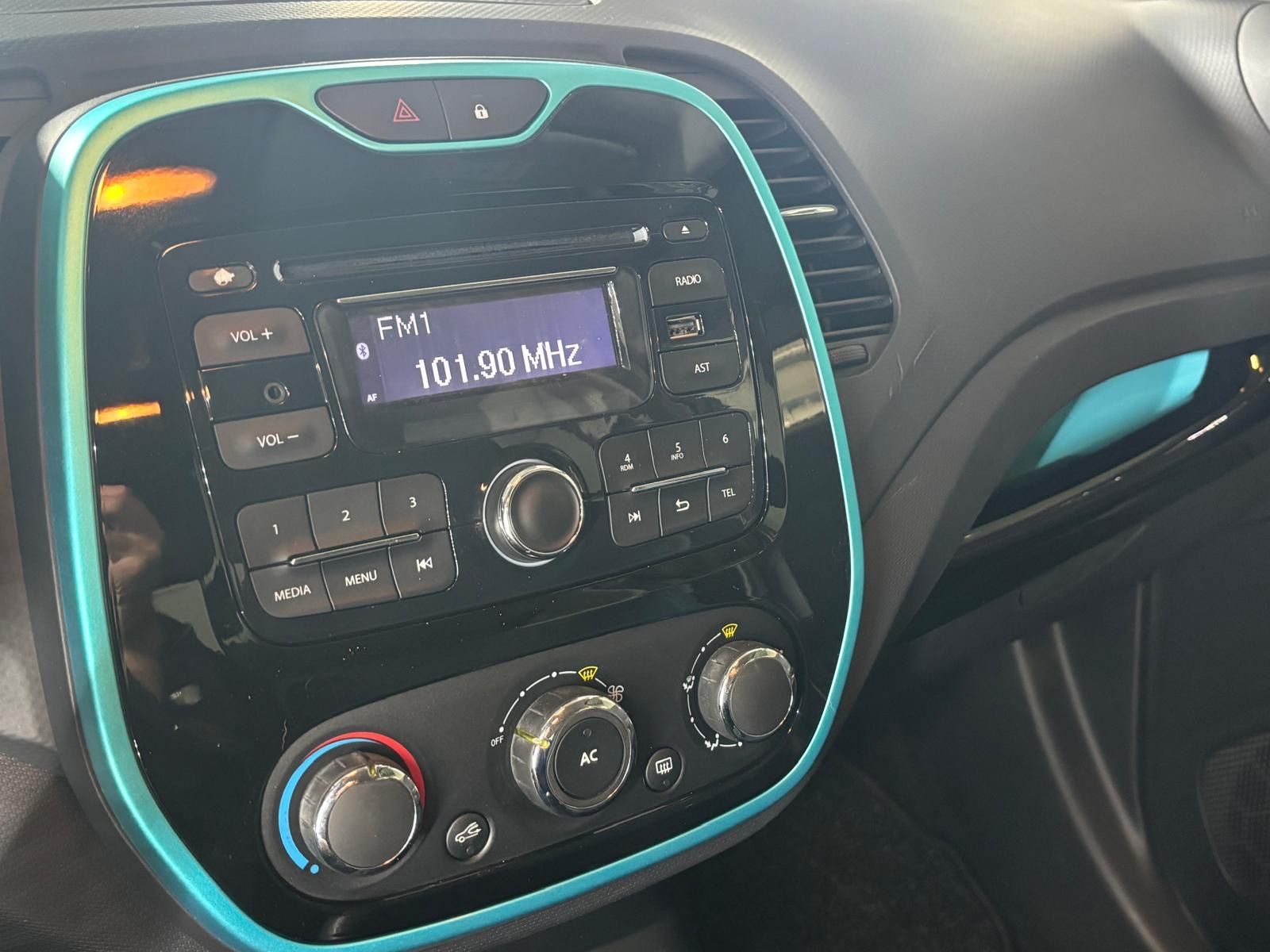 Captur Expression*AHK*KLIMA*Elektr.Fenst*HU Neu*