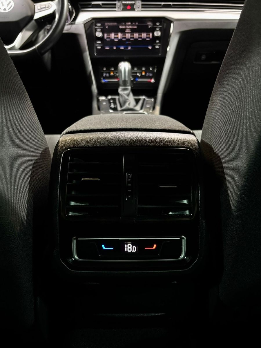 Fahrzeugabbildung Volkswagen Passat Business#Virtual#LED#ACC#Spur#Kamera