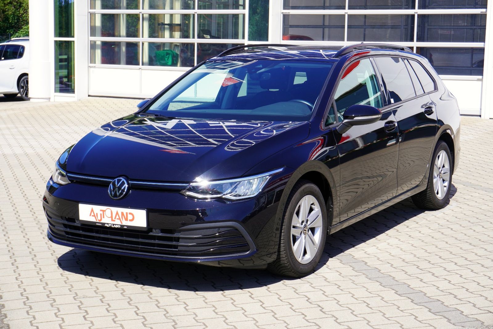 Volkswagen Golf VIII Variant 1.0 TSI LED Sitzheizung AHK imagem 2