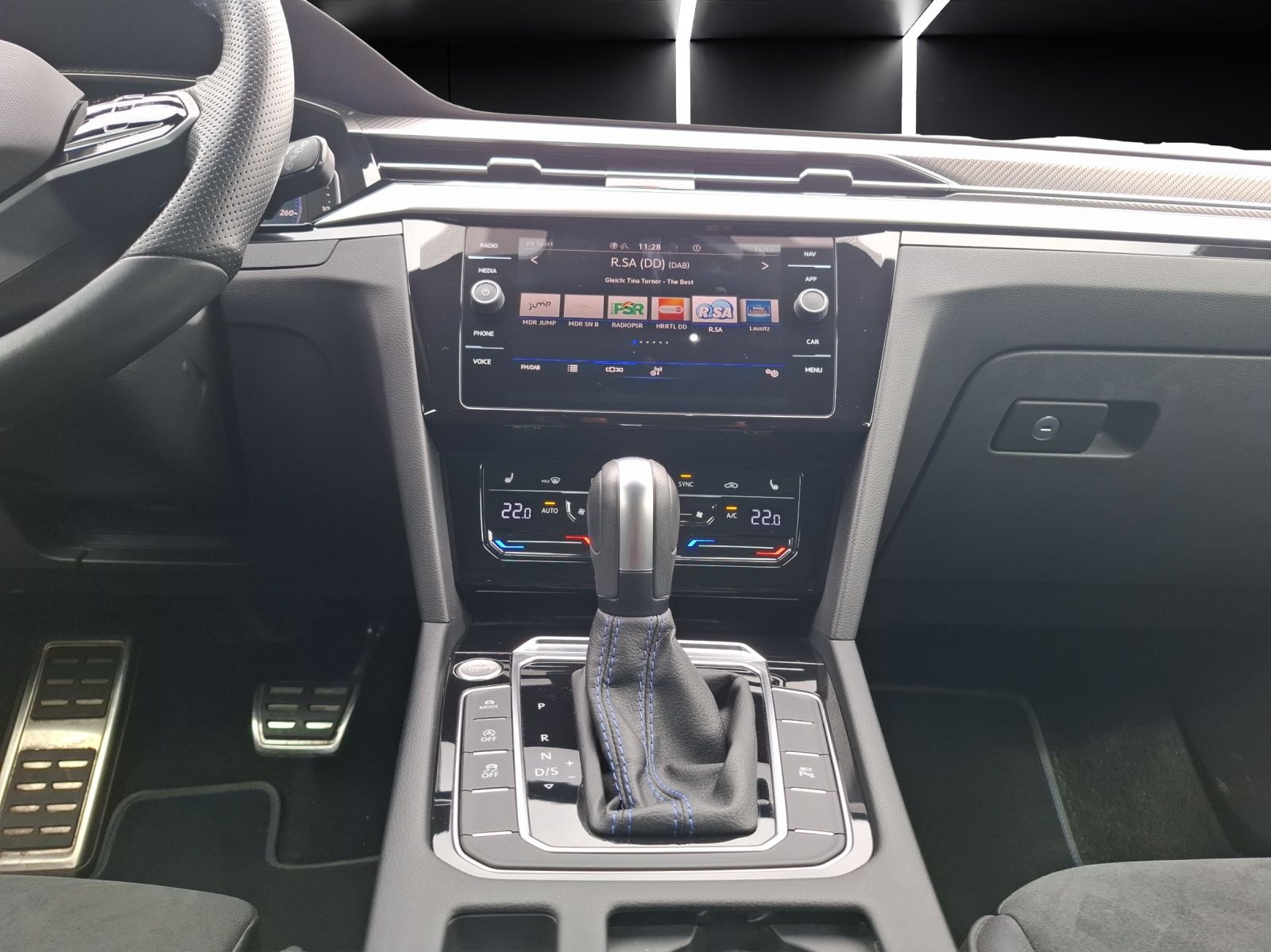 Fahrzeugabbildung Volkswagen Arteon SB R DSG 4M LED Navi AID ACC RFK Harman S