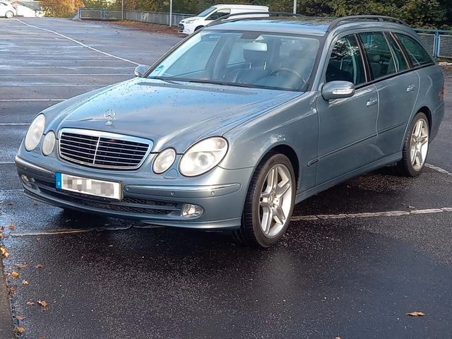 Mercedes-Benz E 320 T ELEGANCE Elegance