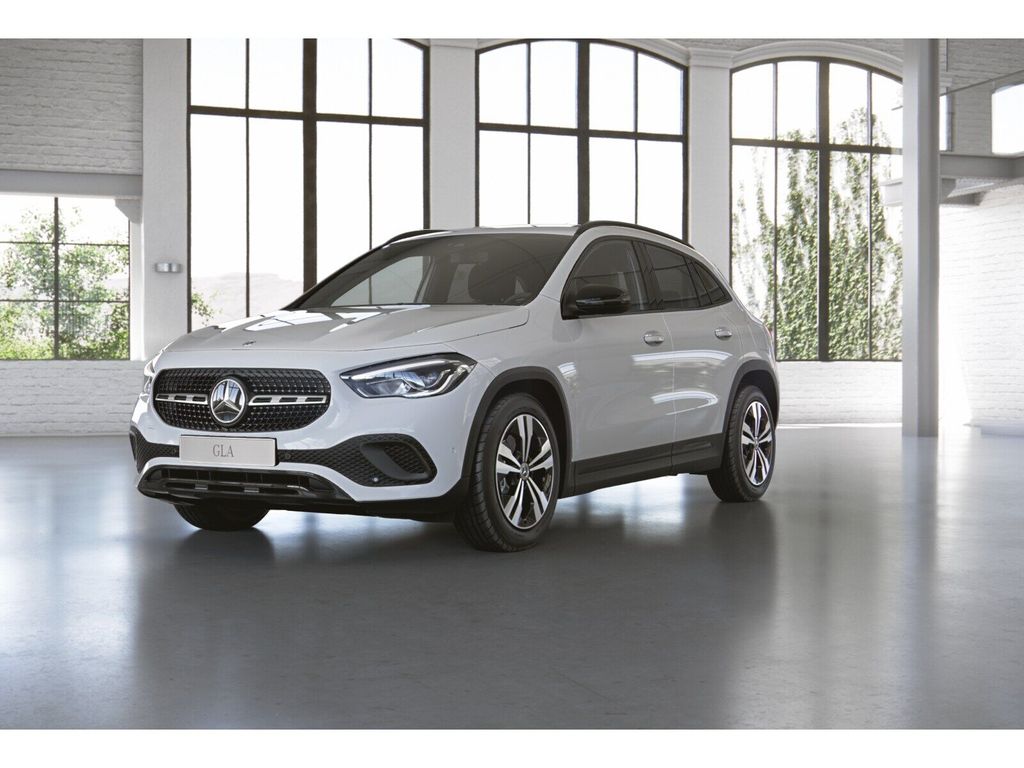 Image of Mercedes-Benz GLA 200