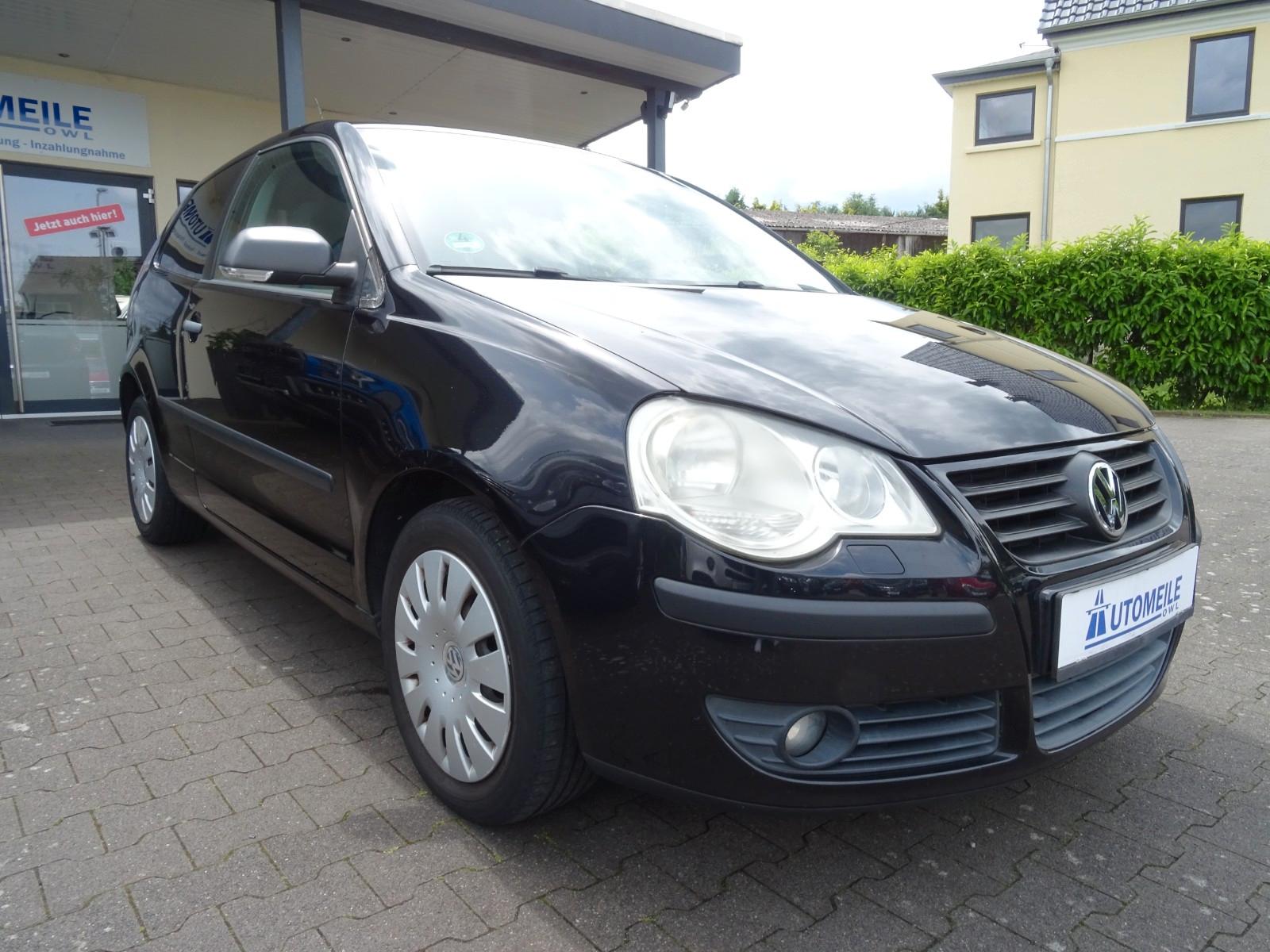 Volkswagen Polo IV Tour 1.2 KLIMA PDC SHZ SERVO HU 10/27