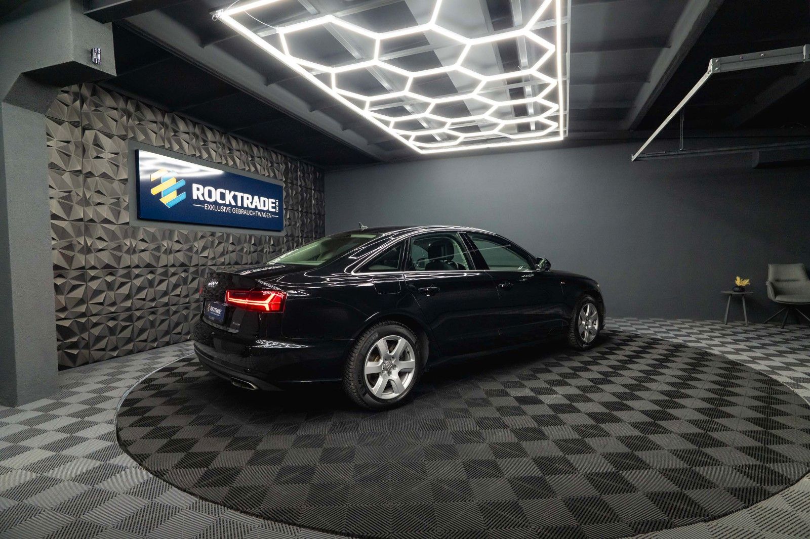 Fahrzeugabbildung Audi A6 Lim. 3.0 TFSI quattro Sport *1.Hand*Facelift*