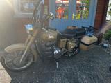 Royal Enfield Classic 500 - ROYAL ENFIELD 500