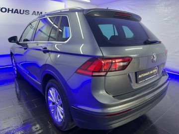 Volkswagen Tiguan - 8