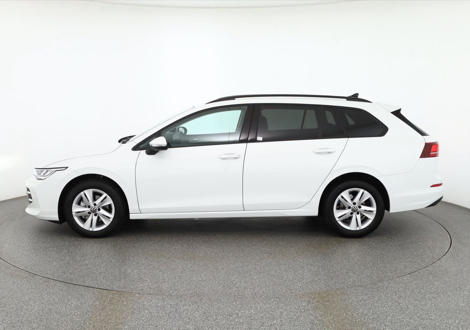 Volkswagen Golf VIII Variant 1.5 eTSI DSG LED Sitzheizung imagem 2