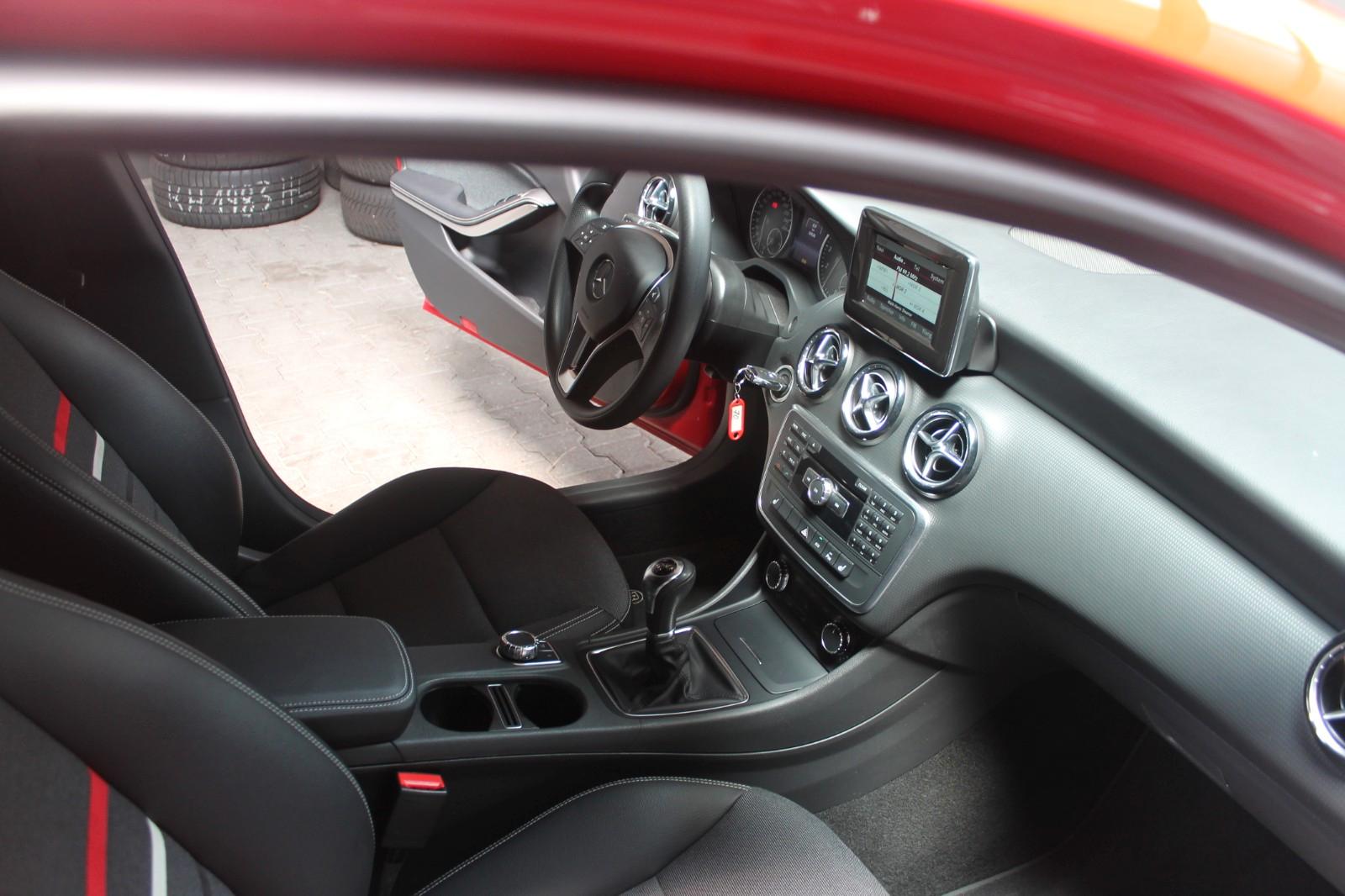 Mercedes-Benz A 180 "Brabus-Umbau"*Xenon*Navi*18"LM*
