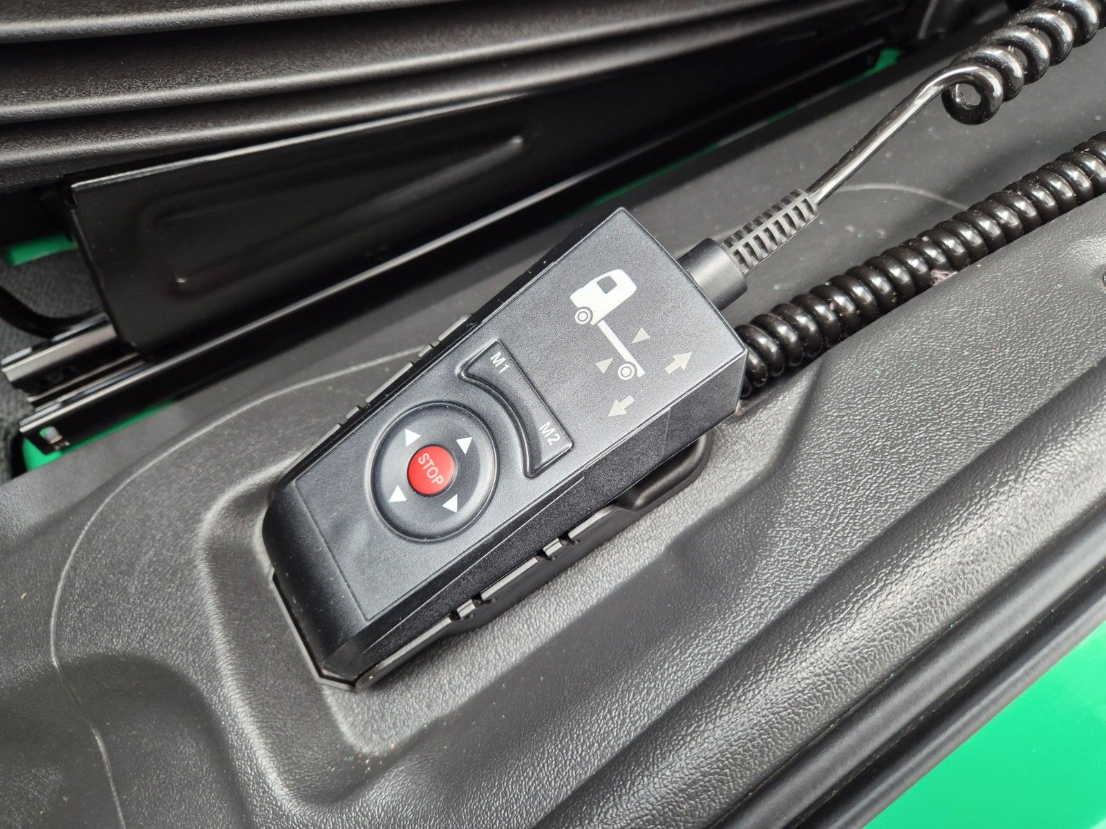 Fahrzeugabbildung Mercedes-Benz Atego 1223 L LBW 2.000kg Klima