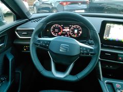 Fahrzeugabbildung Seat Leon Xcellence Plus 1.5 TGI+NAVI+ACC+PDC+KAMERA
