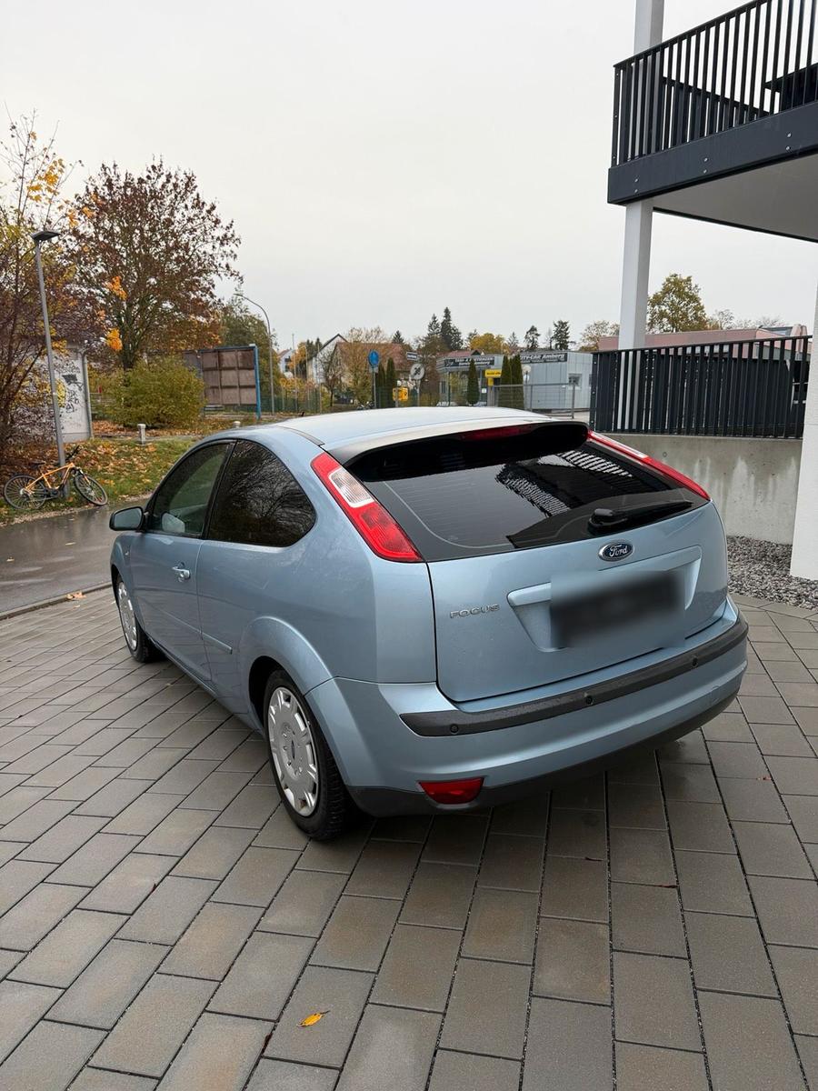 Ford Focus 2006 — engine 145 HP (107kW)