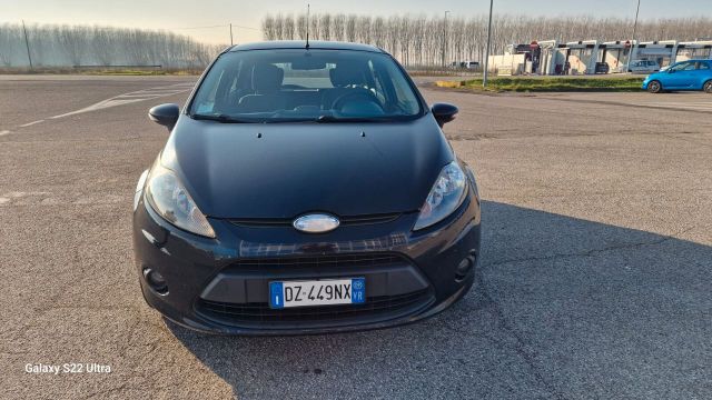 Ford Fiesta 1.4 TDCi 5p. Titanium neopatentati