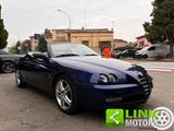 Alfa Romeo ALFA ROMEO Spider 2.0i JTS 916 - Alfa Romeo GTV mit Benzin-Antrieb