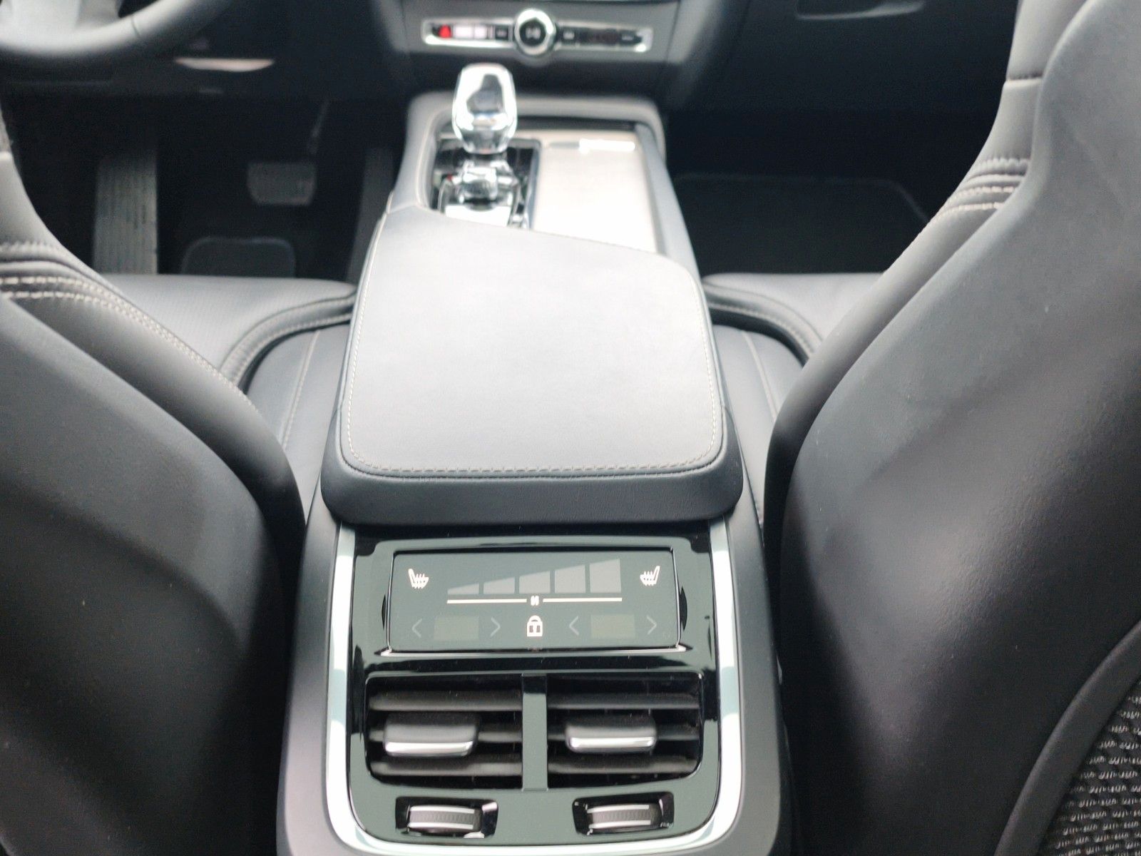 Volvo V90 Cross Country B5 Ultimate*360°Standh*AHK*SD foto 12