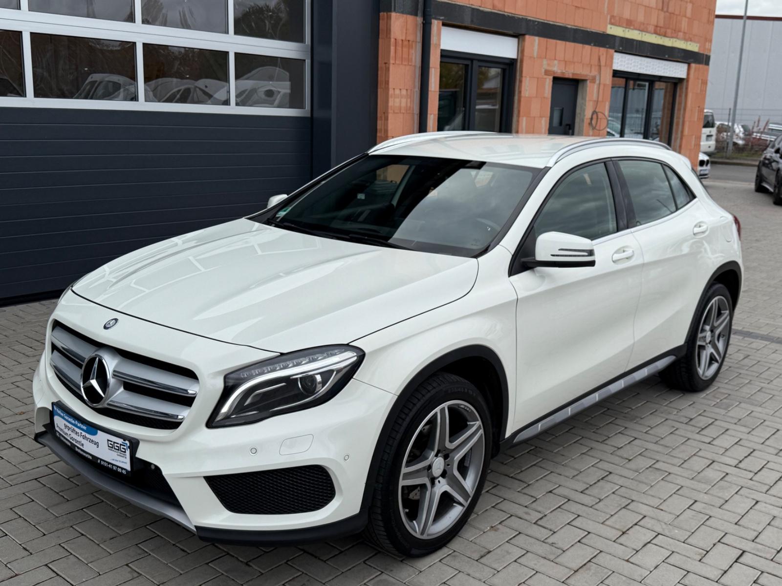 Mercedes-Benz GLA 200 Street Style *AMG LINE*XENON*ALCANTARA*