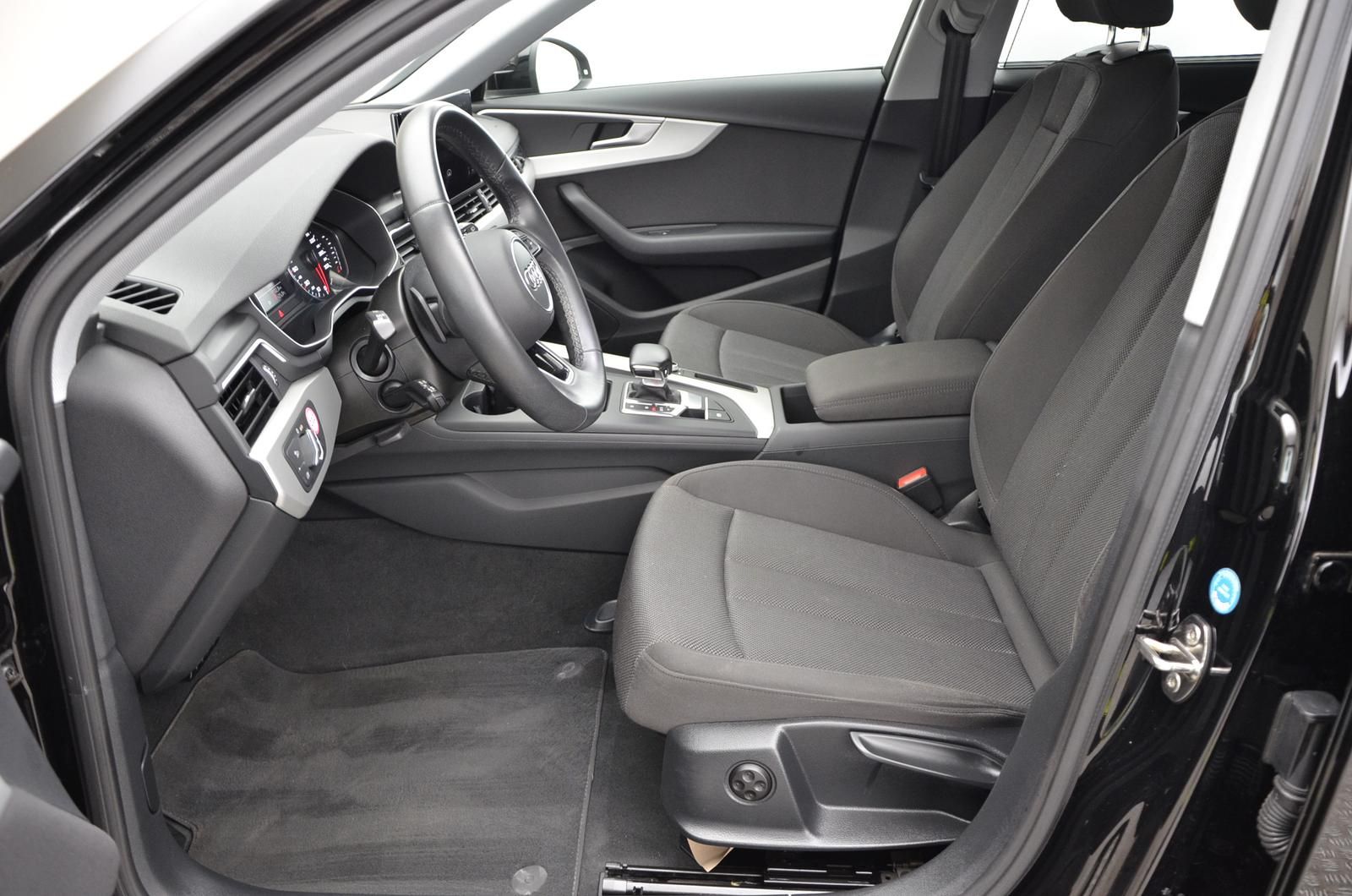 Fahrzeugabbildung Audi A4 Avant 30 TDI 100kW S tronic Navi