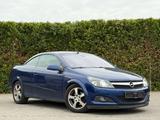 Opel Astra H Twin Top Cosmo 1.8 *XENON*KLIMA*MFL*SHZ* - Opel Astra aus 2007: Cabrio
