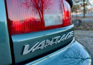 1999 Aston Martin DB7 照片 4