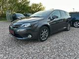Toyota Avensis Kombi Life 2.2 Scheckheftgepflegt - Toyota Avensis Life