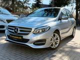 Mercedes-Benz B 200 Urban Style Edition LED, Navi - Mercedes-Benz B-Class: Edition Style