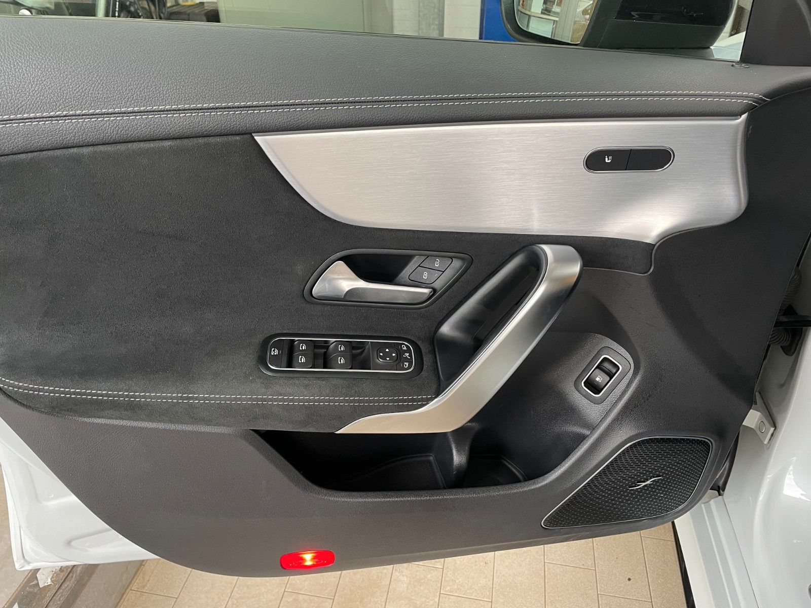 Mercedes-Benz CLA 250e EDITION AMGLINE BURM PANO NIGHT LED foto 5
