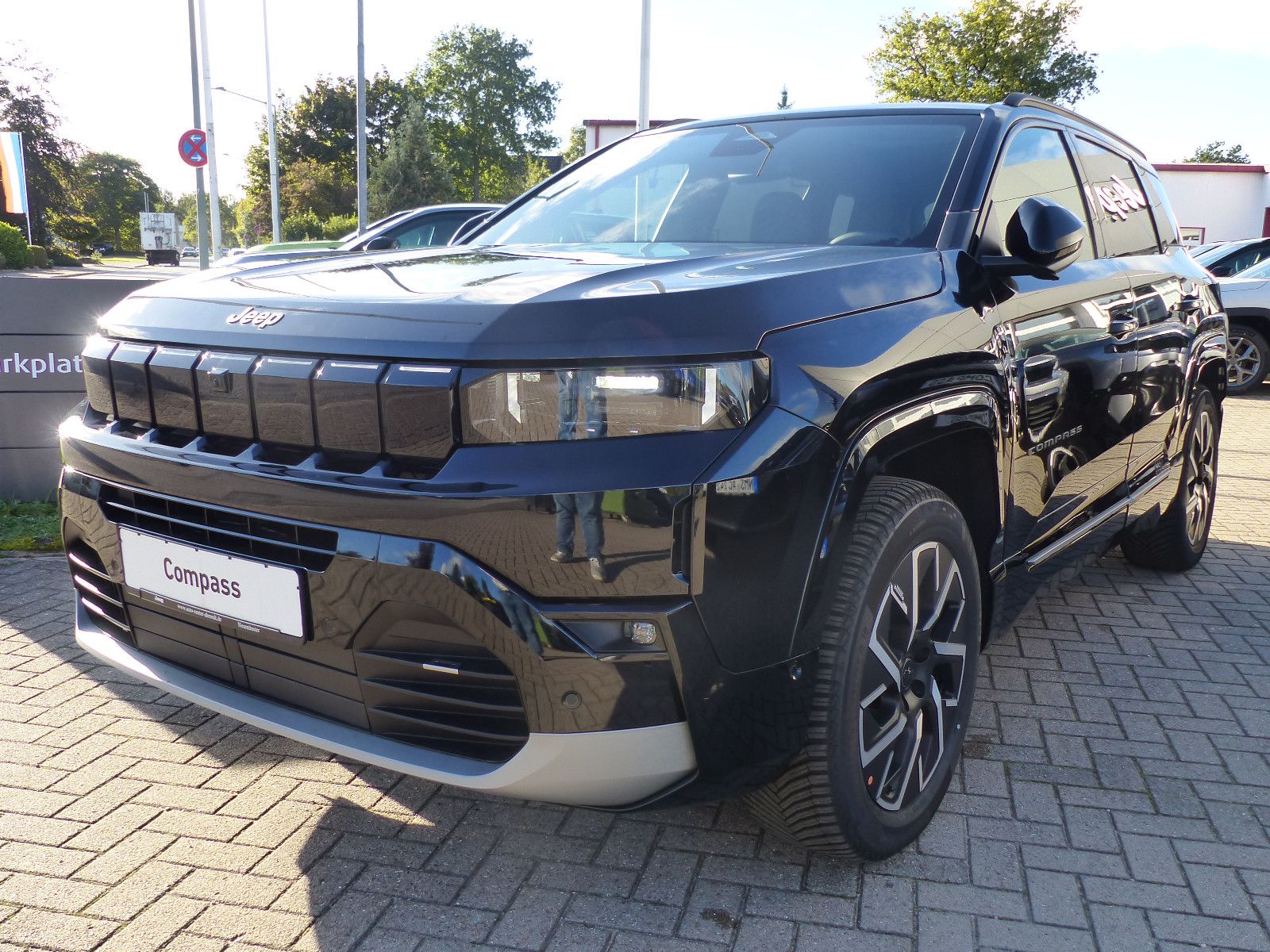 Jeep Compass 1.6 Summit MASSAGE SITZKÜHLUNG HUD 360°