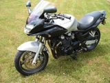 Kawasaki ZR750F  ZR-7S - Offers matching your search criteria
