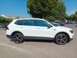 Volkswagen Tiguan Allspace Comfortline Navi Kamera Klima - VW Tiguan Allspace in Leipzig
