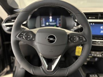 Fotografie 16 des Opel Corsa 1.2 Direct Injection Turbo GS