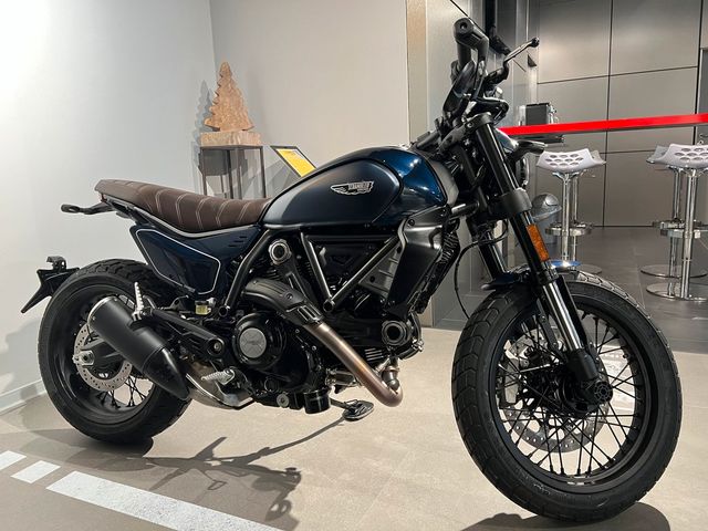 Ducati SCRAMBLER NIGHTSHIFT 