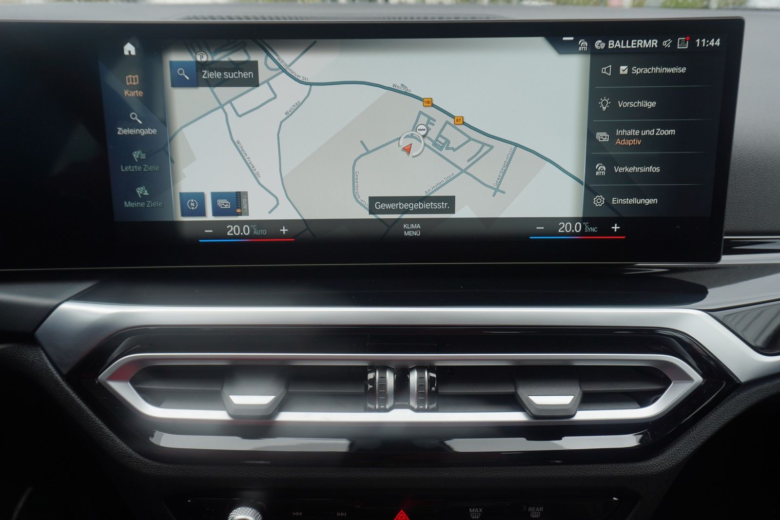 BMW 318i Touring Aut. LED Navi Teilleder Sportsitze foto 14