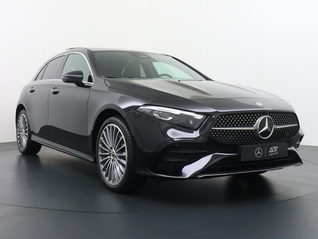 Mercedes-Benz A 250 e Star Edition AMG Line Plus | Panorama -