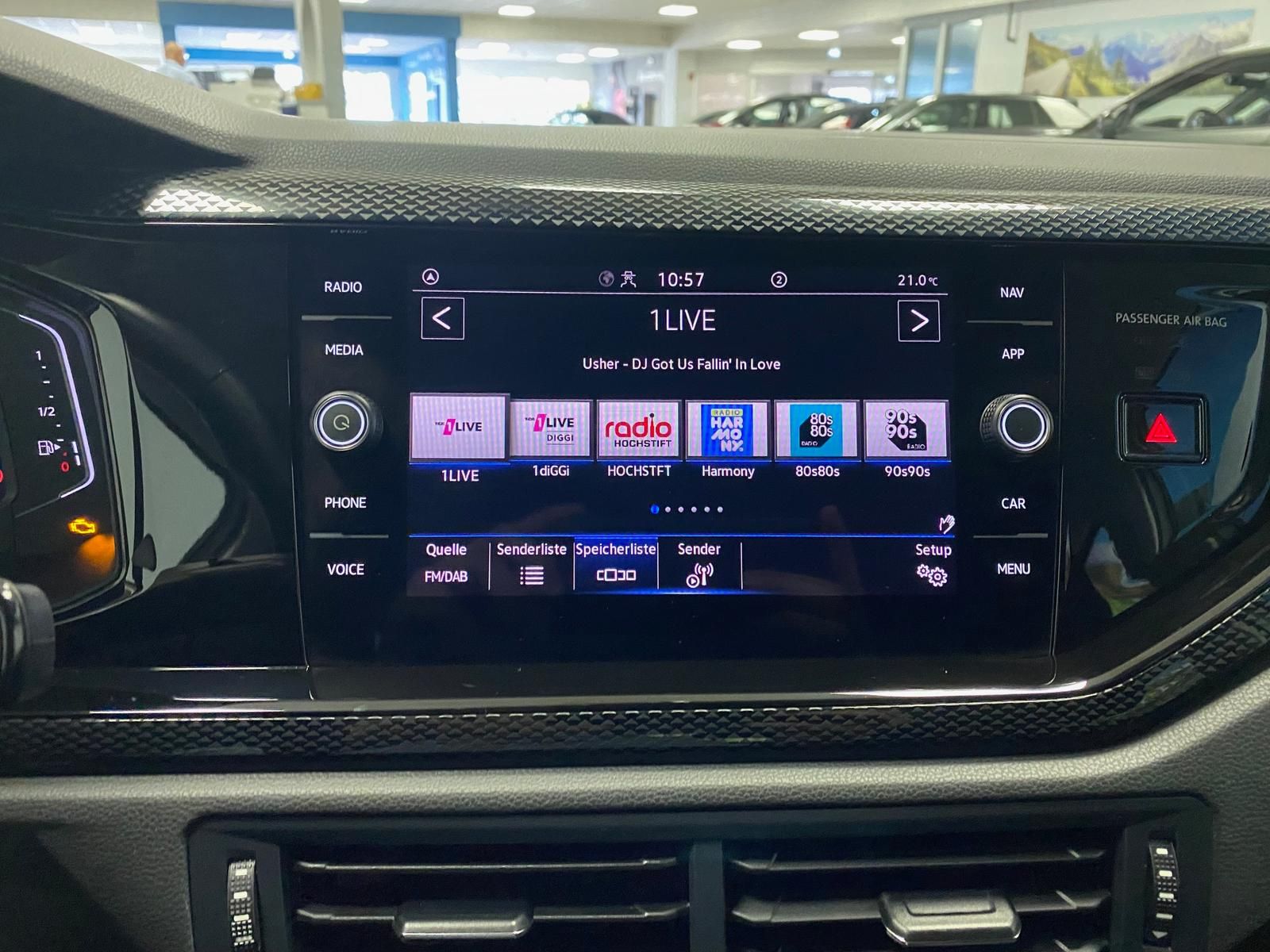 Fahrzeugabbildung Volkswagen Polo 1.0 TSI Life APP+KLIMA+KAMERA+PDC+SITZHEI++