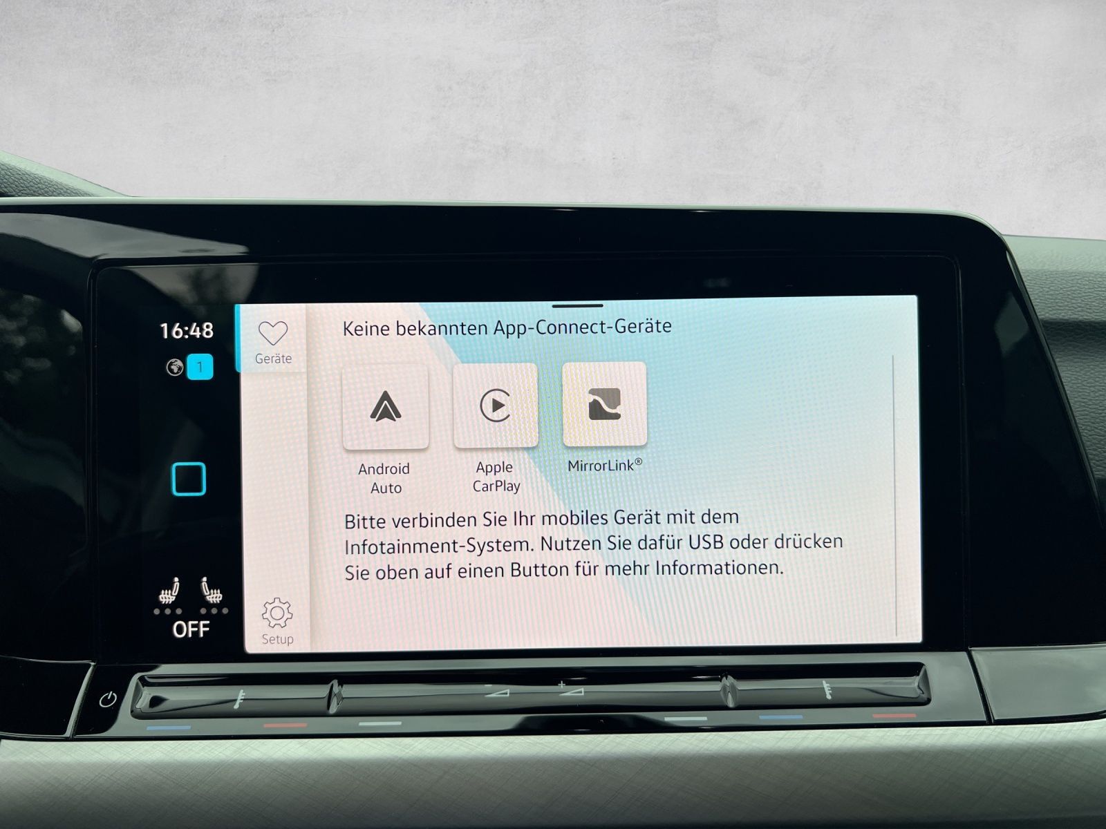 Golf VIII 1.0 eTSI DSG Navi*ACC*Standhzg.*LED