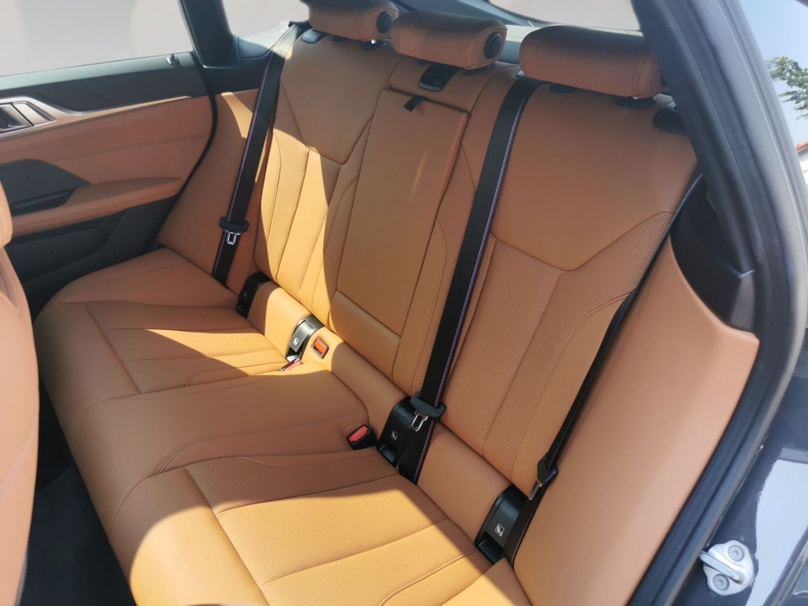 BMW i4 - Bild 8