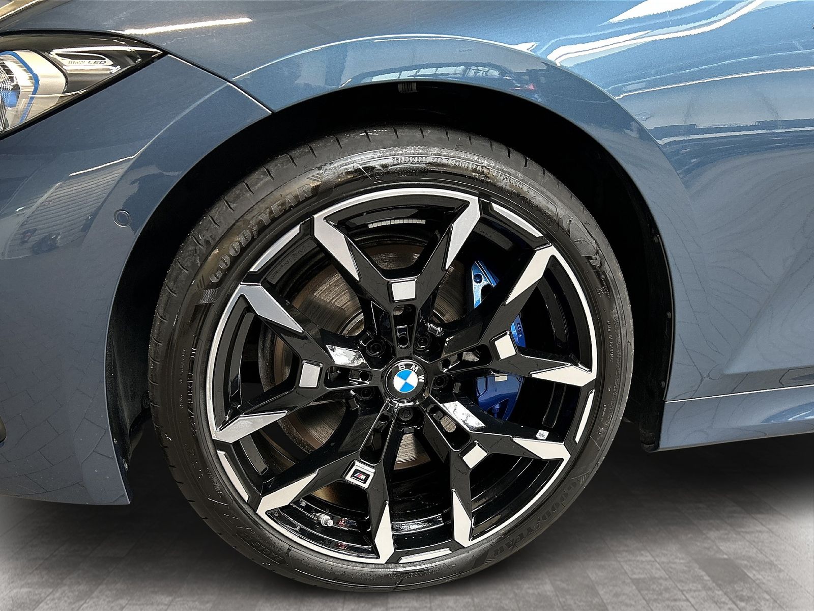 BMW 320 - Bild 9