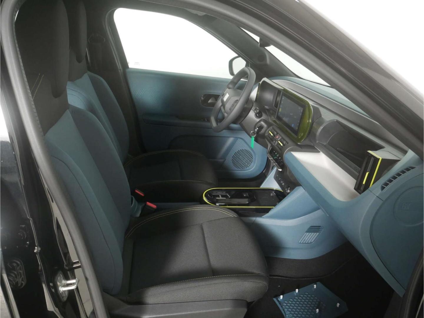 Fiat Grande Panda hybrid 1.2 eDCT Business Edition, миниатюра 27