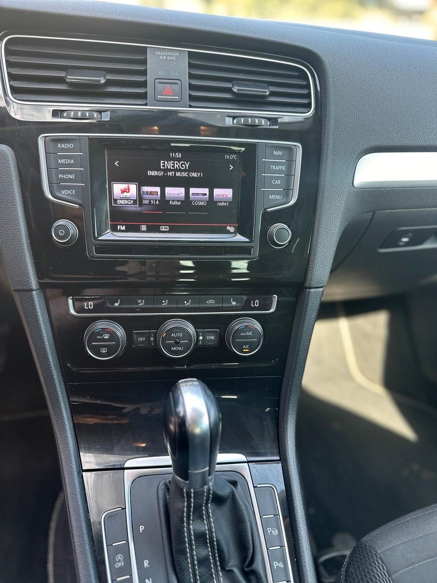 Volkswagen Golf 2015 — photo 10