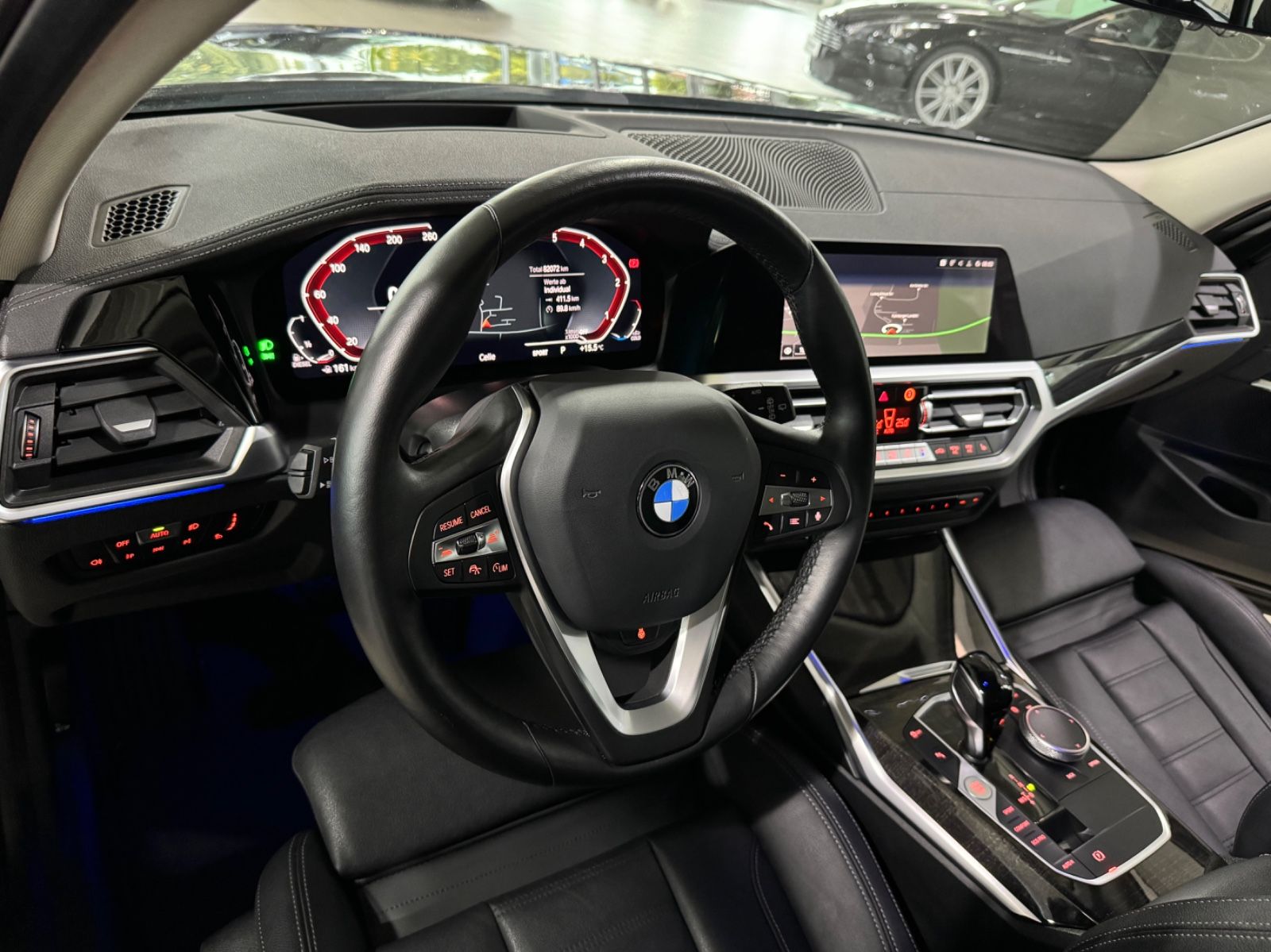 Fahrzeugabbildung BMW 320d LuxuryLine HUD Stop&Go DAB Leder Sport HiFi