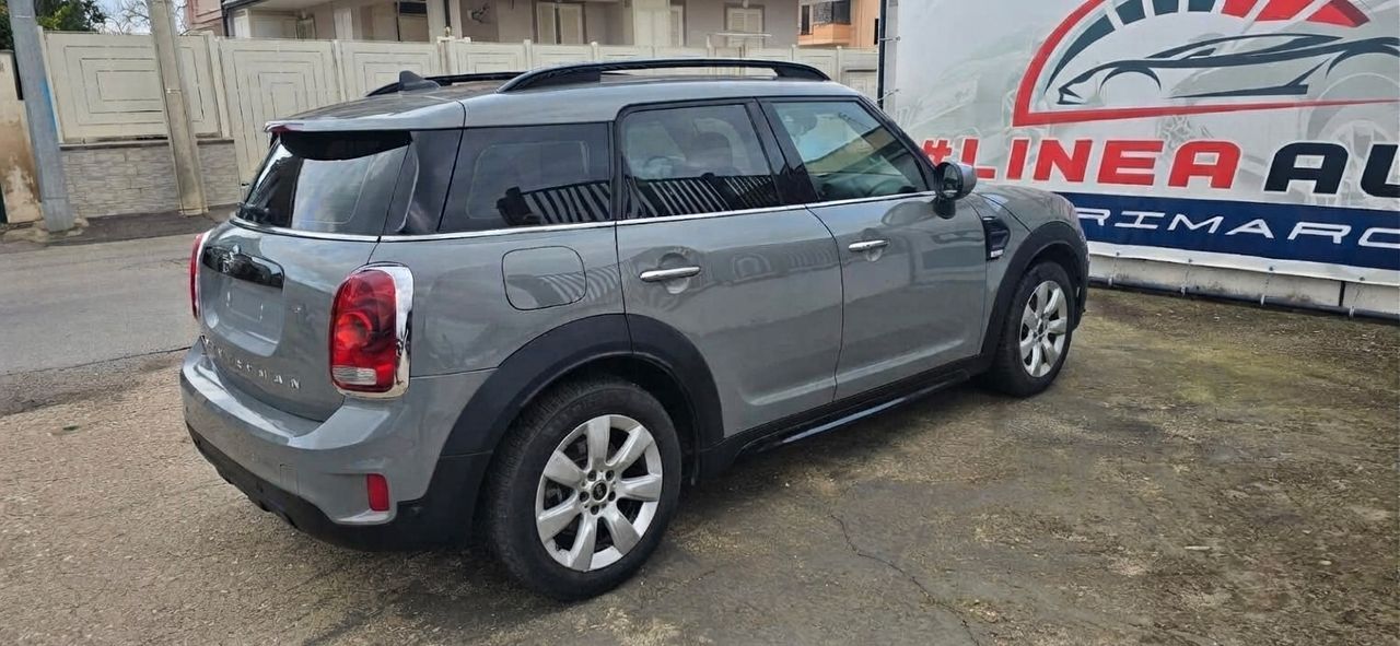 MINI Mini Cooper SD Countryman 1.5 One D Business imagem 3