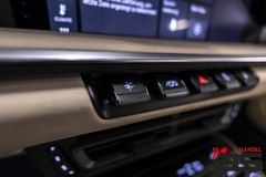 PORSCHE 911 992 Targa 4 S Heritage Design Edition 1of992