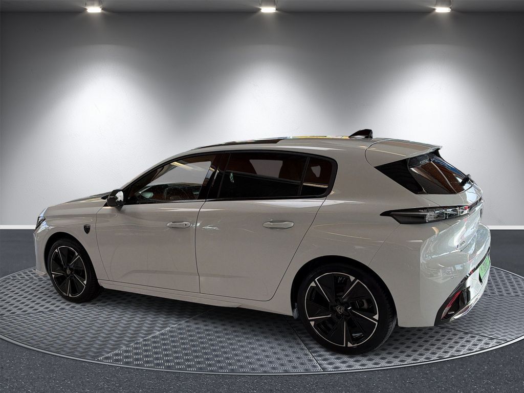 Peugeot 308 100% Elektro -GT-Lenkradh-Sitzh-Pannodach – Bild 3 von 16