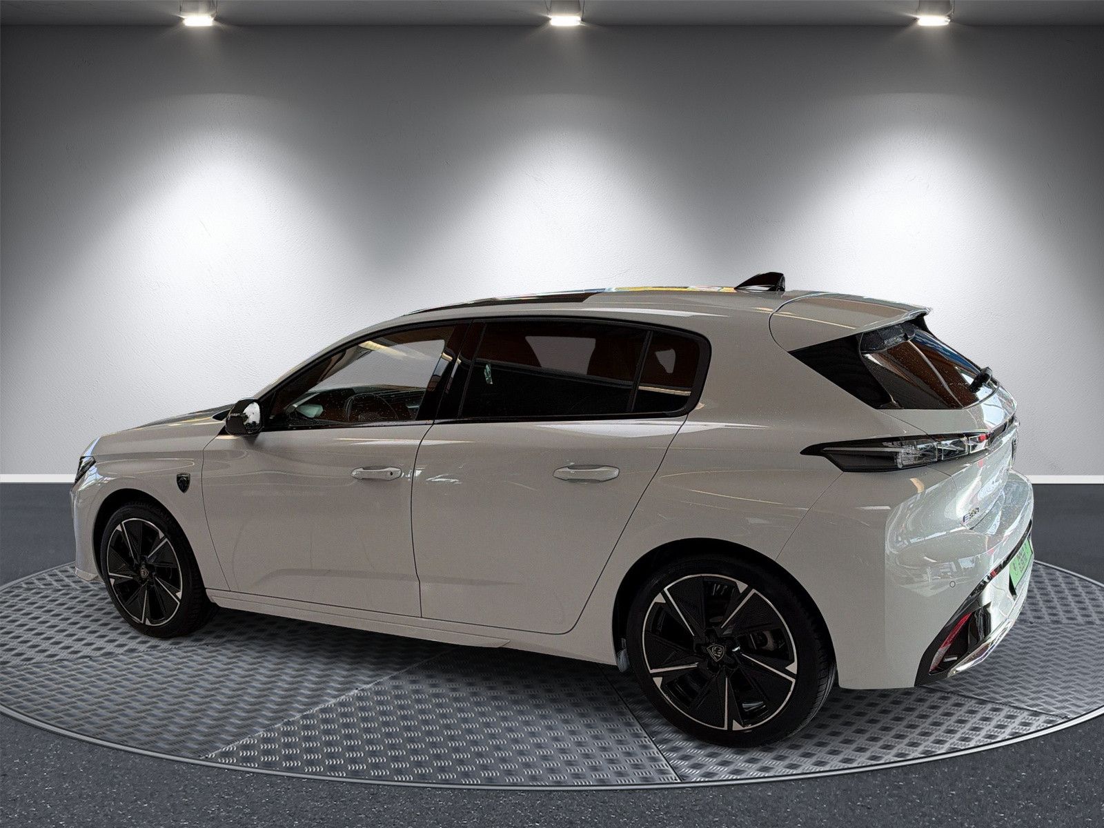 Peugeot 308 100% Elektro -GT-Lenkradh-Sitzh-Pannodach imagem 3