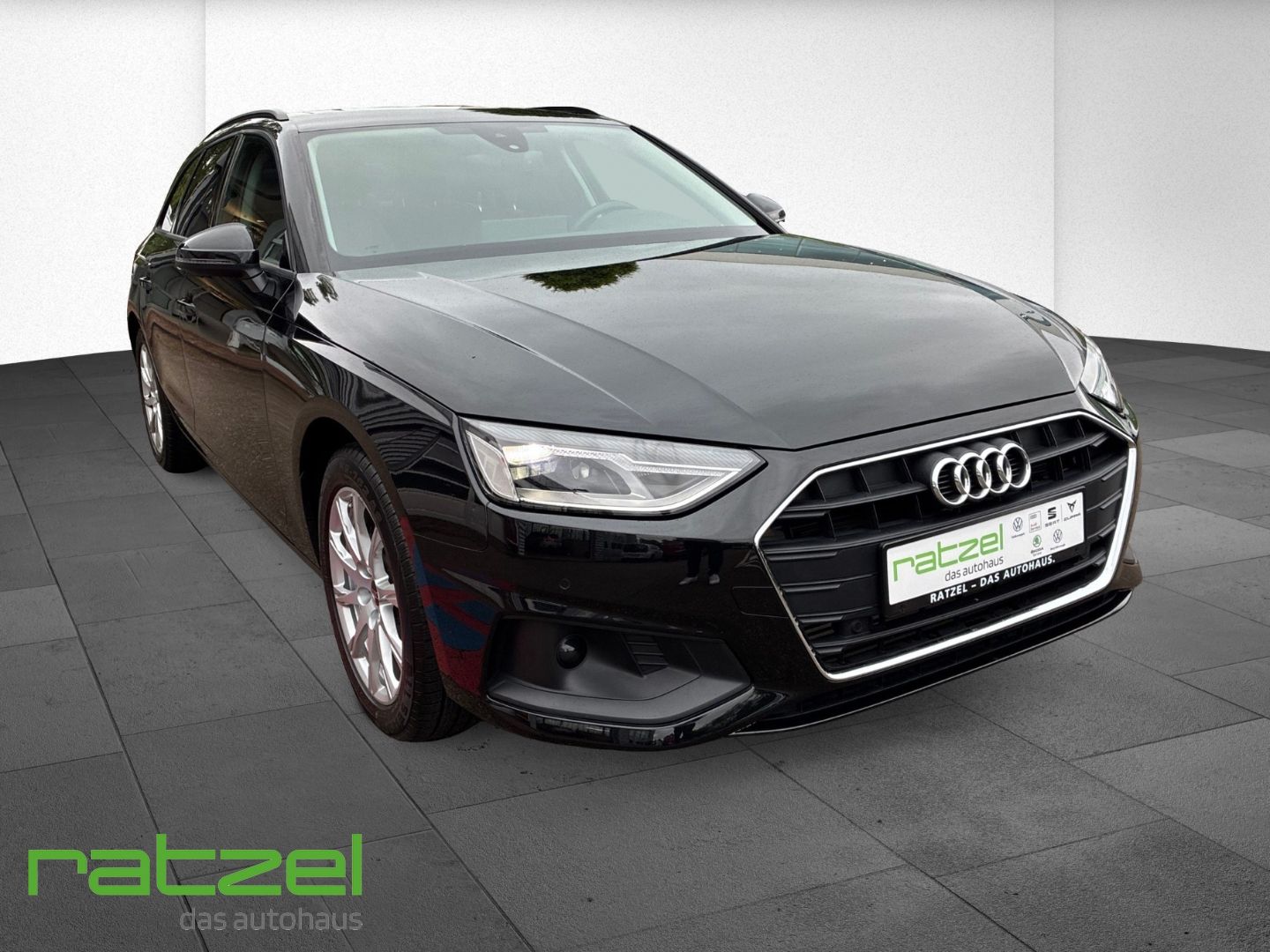 Fahrzeugabbildung Audi A4 Avant 35 TFSI S tronic Navi LED El. Heckklapp